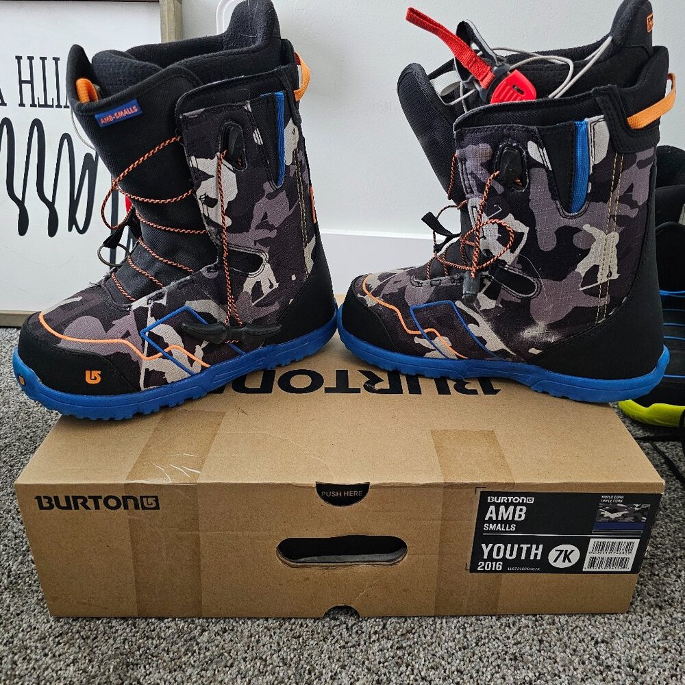 Youth Burton 🏂 Snowboarding 🏂 Boots